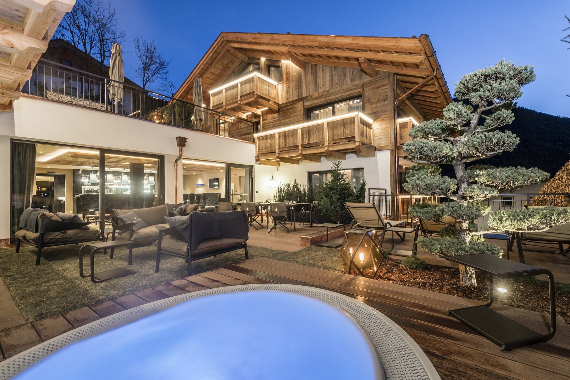 Hotel Montchalet St. Ulrich in Gröden Exterior foto